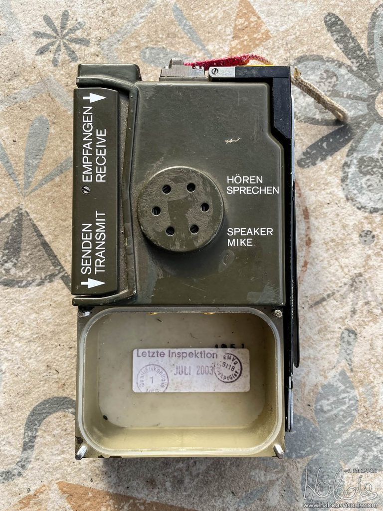 Obrazek posiada pusty atrybut alt; plik o nazwie IS_IMG_1599_20221104_Radiostacja-ratunkowa-MR506-768x1024.jpg